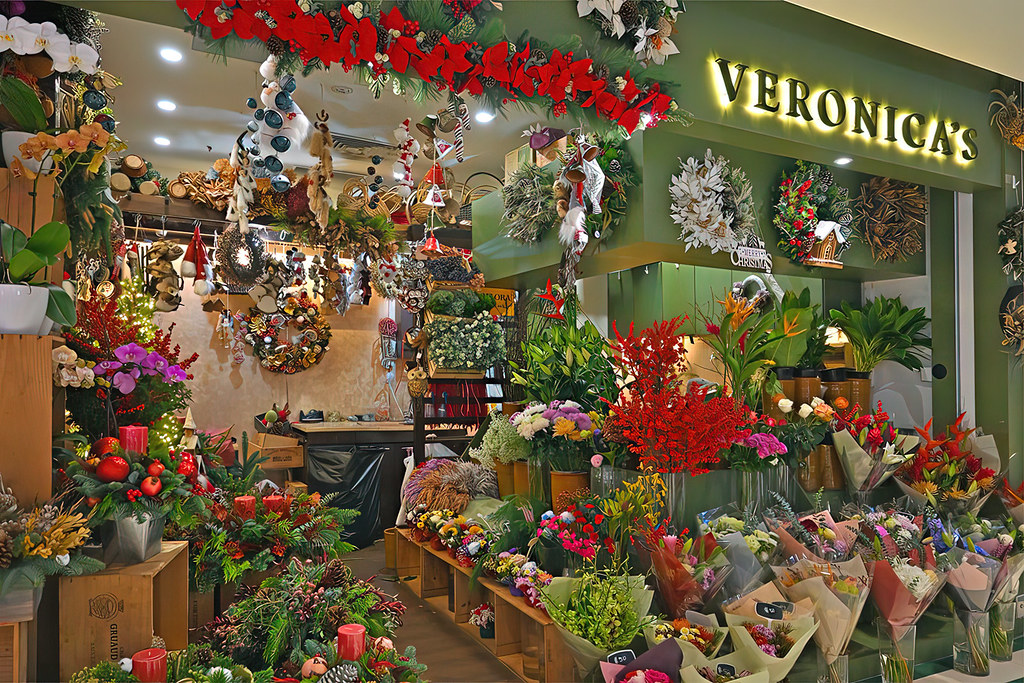 Papan Bunga Unik dan Elegan di Aksel Florist Medan